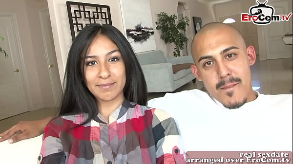 Pasangan Arab Amatir Coba Bikin Film Porno Pertama Kali Dengan Remaja Kurus Kering