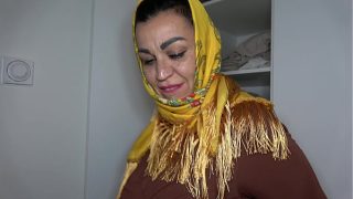 Arab Hijabi Stepmom With A Huge Ass Gets Pounded