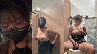 Ngewe Di Mall, Sange Berat Gak Tahan!