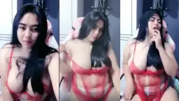 Shellaaa Toge Balik Lagi, Pakai Lingerie Merah Yang Bikin Gak Bisa Berhenti Melirik