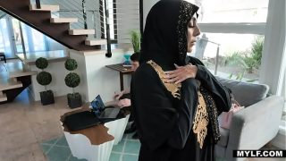 Kylie Kingston Selalu Takut Mengakui Hasrat Terlarangnya, Apalagi Dengan Iman Yang Begitu Kuat Membelenggu Nafsunya.