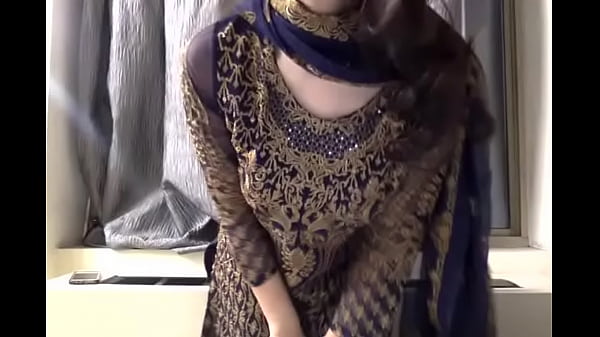 Pose Mesra Ala India