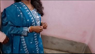Desi Pembantu India Ngeseks Brutal Pertama Kali, Memeknya Sempit Digenjot Abis-abisan