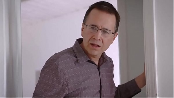 Ngentotin Ibu Tiri Hot Gue Pas Ultah Dia, Biar Makin Greget