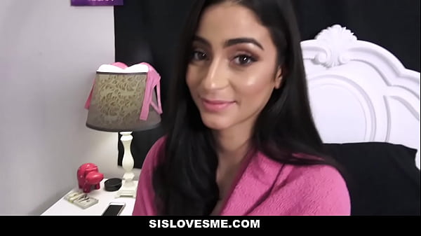 Sislovesme – Si Cewek Tiri (jasmine Vega) Disogok Buat Ngewe Gue Sampe Keluar