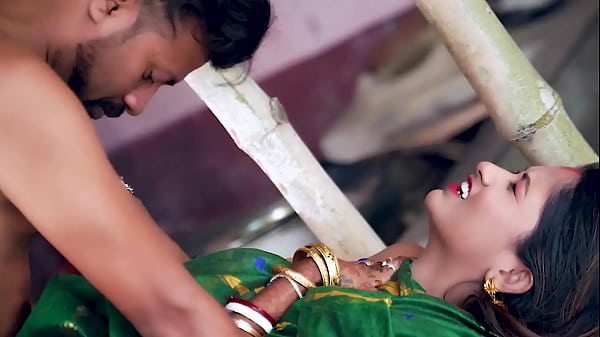 Desi Bhabhi Digoda Devar Ke Saath Bahar Khule Mein Gandagi Bhare Awaz Mein Chudai