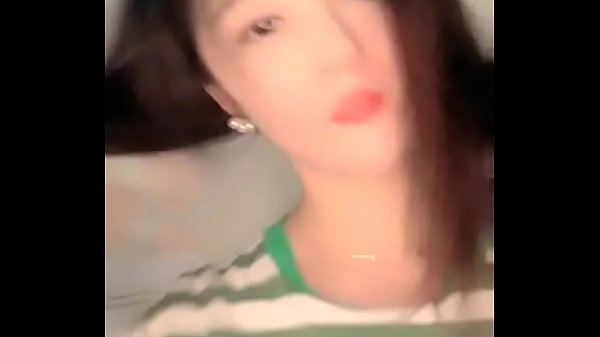 Kamera Mesum China 1: Aksi Panas Gadis Manis