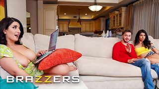 Sarah Arab Genit Godain Pacar Temen Sekamar, Bobokannya Curi-curi Sampai Muncrat Di Belakang – Brazzers