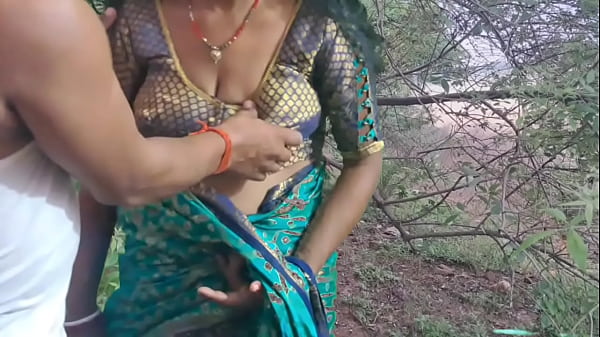 Desi Hot Santhali Bhabhi Outdoor Ngentot Seru
