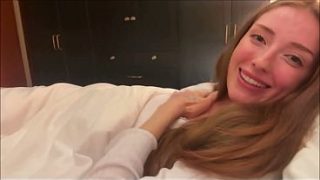 Tidur Seranjang Sama Kakak Tiri Rambut Merah – Lola Grant – Terapi Keluarga – Alex Adams – Malam Penuh Gairah