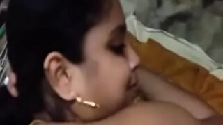 Adek Istri Ngeluh Nikmat Di Video Bokep Bangla