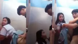 Baru Smp Udah Crot Di Wc Sekolah, Basah Semua.