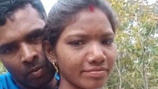 Desi Kampung, Cinta Liar Di Luar, Jari-jari Nakal Main Di Bawah