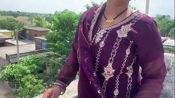 Bhojpuri Desi Bhabhi Ne Apni Chut Aur Badan Ka Maza Full Diya, Hindi Audio Mein.