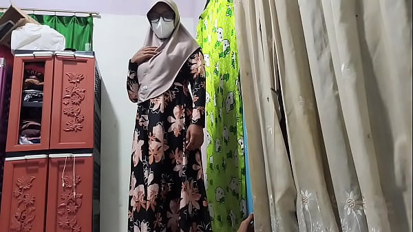 Bu Guru Grebek Murid Lagi Coli, Langsung Diajak Crot Bareng