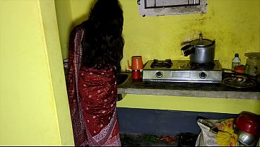 Devar Dapur Sendirian, Bhabhi Ngaceng, Kontol Dimasukin Ke Lubang Basah.