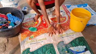 Desi Istri Kampung Beneran Ngentot Memek Belakang, Bini Orang Pake Baju Doang Digenjot Keras