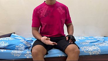 Ibu Tiri Bantu Anak Tiri Yang Luka Mandi, Lalu Goda Dia. Akhirnya Berujung Ngen*tot, Sebelum Ditusuk Keras.