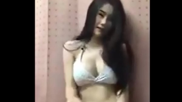 Asiática Goyang Panas Di Live Stream Fb, Bikin Makin Tegang
