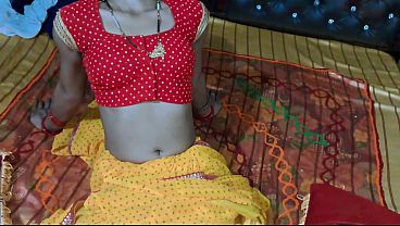 Desi Istri India Ngewe Keras Sambil Ngenyot Kontol