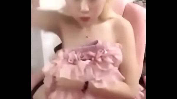 Cewek Cina Panas Banget, Bikin Makin Greget Pengen Digituin.