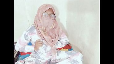 Tante Sange Indonesia Viral Colmek Pake Botol, Bikin Makin Basah.