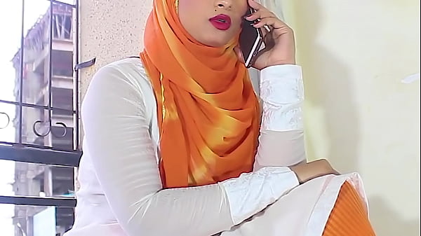 Salma Cewek Jilbab Lagi Digenjot Temennya, Suara Hindi Jorok