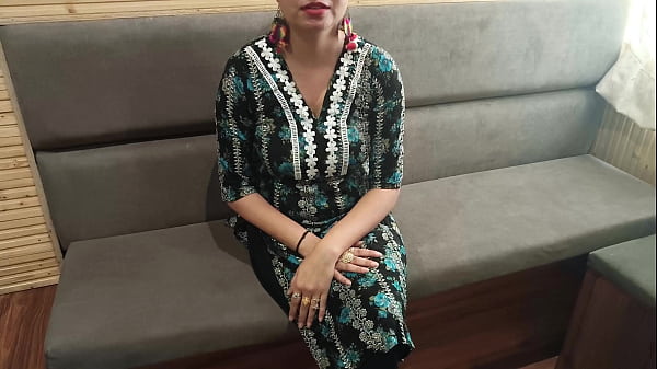 Jija Ji Ngiler Liat Tubuh Seksi Saali, Langsung Ngewe Memek Dan Buntutnya Pake Suara Hindi
