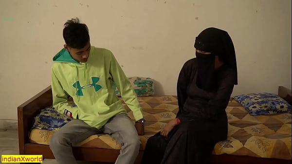 Ibu Berhijab India Main Serong Sama Teman Suami, Goyang Ranjang Di Belakang Suami!