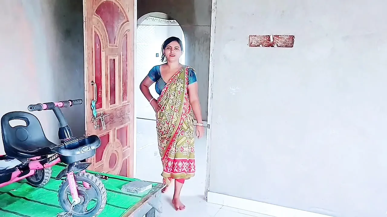 My Big Step Sister Was Angry_ We Shared Single Bed Bangli Sex