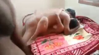 Desi Istri Nikmatin Suami Plus Selingkuhan Di Threesome Ala India