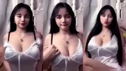 Kienzy Goyang Tiktok, Toket Gede Naik Turun Geter Bikin Makin Liar.