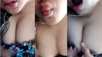 Ngodain Cewek Montok Tobrut Di Ometv, Bikin Crot Di Depan Layar.
