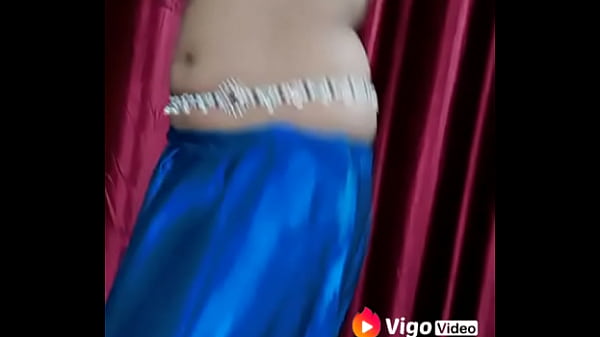Gadis India Bergaya Vigo, Siap Bikin Kamu Makin Panas.