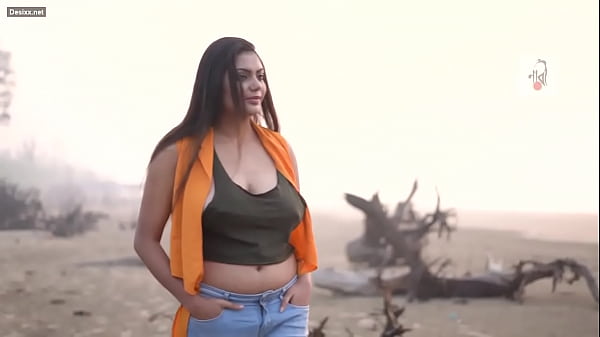 Foto Seksi Cewek Desi Bikin Greget, Body Binal Bikin Nafsu.