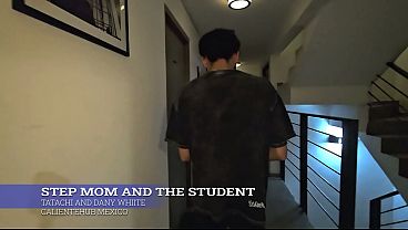 Ibu Tiri Lagi Ngajarin Muridnya Yang Panas, Udah Basah Semua