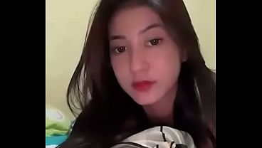 Cewek Indonesia Pamer Body Di Live Ig, Bikin Ngiler Semua Yang Nonton