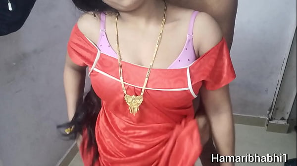 Cewek India Lagi Ngomongin Kontol Sama Adik Ipar, Sambil Ngewe Panas. Video Bikin Ngilu.