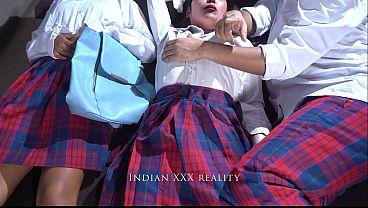 Xxx Bokep India: Kakak Tiri, Adik Tiri, Dan Adik Cewek Tiri Mainin Satu Ranjang
