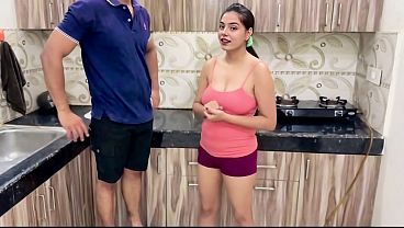 Cewek India Yang Jadi Anak Tiri, Memeknya Lebih Rapet Dari Istri Sendiri, Versi Hindi.