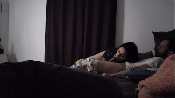 Tia Gila Udah Siapin Sofa Biar Bisa Berduaan Sama Ponakan, Ranjang Pun Nggak Bakal Cukup.