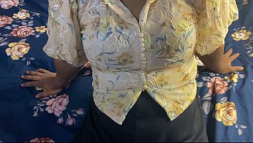 Nagma Bhabhi Digebek Pas Musim Hujan, Suara Hindi, Video Porno Xxx Baru Yang Bikin Ngaceng