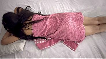 Pelayan Pijat Pantat Cewek Nri, Langsung Ngentot Memek Montok
