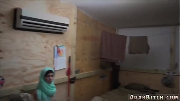 Pertama Kali Ngentot Arab Di Lubang Pantat, Operasi Tembak Memek Lari!