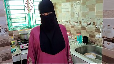 Suami Selingkuh Ngewe Pembantu Hijab Pas Rumah Sepi Bangla