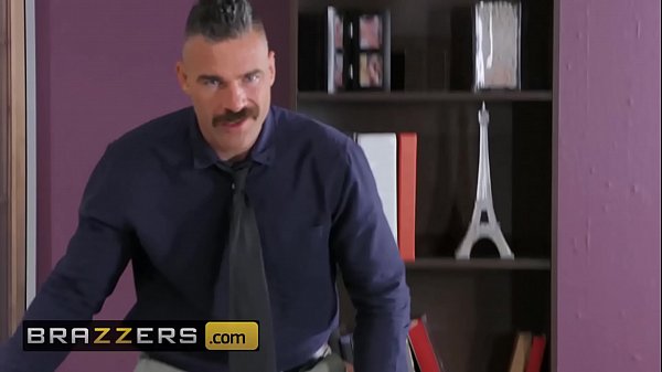 Ngentot Di Kantor Bareng Monitit Dan Charles, Bos Remote Control Minta Coli.