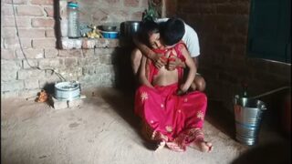 Devar Ngebor Lubang Memek Bhabhi Barunya Di Film Biru Desi