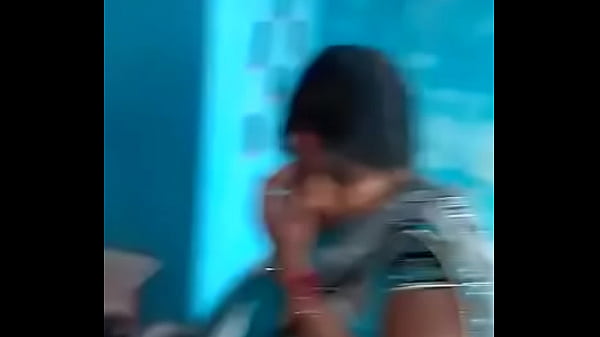 Desi Montok Siap Digoyang, Bibir Merah Basah Ngajak Ngegas