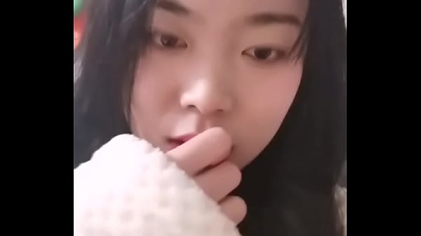 Cewek China Imut-imut, Enak Banget Buat Digoyang-goyang Di Ranjang.