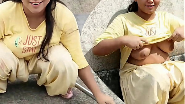 Pemandangan Di Atas Atap: Romance Panas Dengan Bhabhi Muda Yang Sudah Menikah, Cewek Desa Outdoor Dalam Video Sexy Hindi